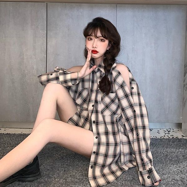 women's blouses & shirts spring 2021 korean-style retro hong kong-style plaid shirt design sense minority off-the-shoulder all-match, White
women's blouses & shirts spring 2021 korean-style retro hong kong-style plaid shirt design sense minority off-the-shoulder all-match, White