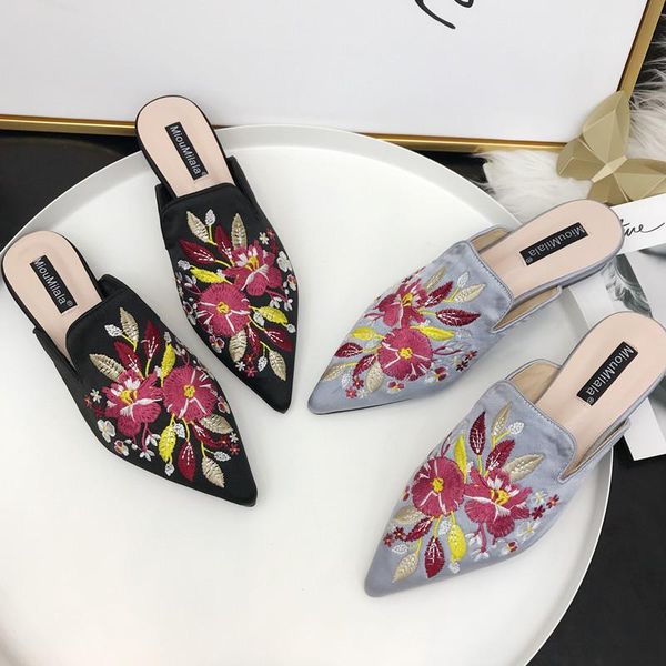 slippers embroider floral mules women velvet flower sandals shoes woman pointed toe flipflops silk slide, Black
slippers embroider floral mules women velvet flower sandals shoes woman pointed toe flipflops silk slide, Black