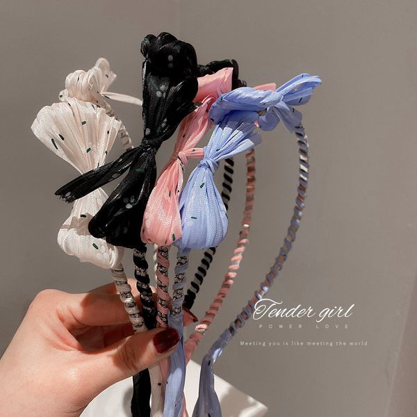 gauze bowknot wave point ribbon inlaid with diamond hair band sweet girl heart hair ornament mori fresh fashion headdress, Golden;silver
gauze bowknot wave point ribbon inlaid with diamond hair band sweet girl heart hair ornament mori fresh fashion headdress, Golden;silver