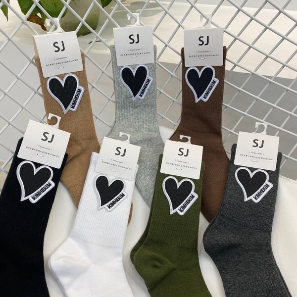 men's socks 1 pair cotton black and white solid color sports autumn winter fashion women's love tube
men's socks 1 pair cotton black and white solid color sports autumn winter fashion women's love tube