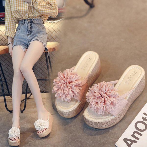 slippers shoes woman 2021 soft on a wedge platform shale female beach flower pantofle heeled mules rubber flip flops comfort sab, Black
slippers shoes woman 2021 soft on a wedge platform shale female beach flower pantofle heeled mules rubber flip flops comfort sab, Black