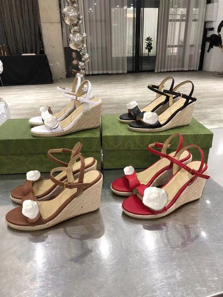 2021 summer beach high heels fashion casual sandals 100% leather wedges belt buckle women shoes lady metal cowhide letter work shoe large si, Black
2021 summer beach high heels fashion casual sandals 100% leather wedges belt buckle women shoes lady metal cowhide letter work shoe large si, Black