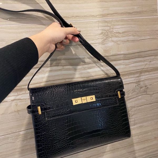 luxurys designers bag women's messenger bag 2021 new hatton crocodile leather poplar forest temperament women's small square bag y
luxurys designers bag women's messenger bag 2021 new hatton crocodile leather poplar forest temperament women's small square bag y