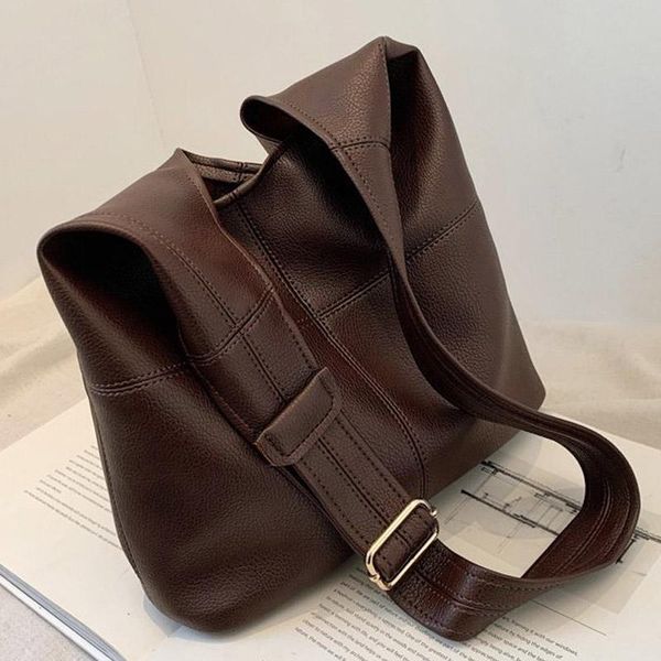 cross body designer shoulder bags for women big leather handbags ladies hand set large capacity bucket soft
cross body designer shoulder bags for women big leather handbags ladies hand set large capacity bucket soft