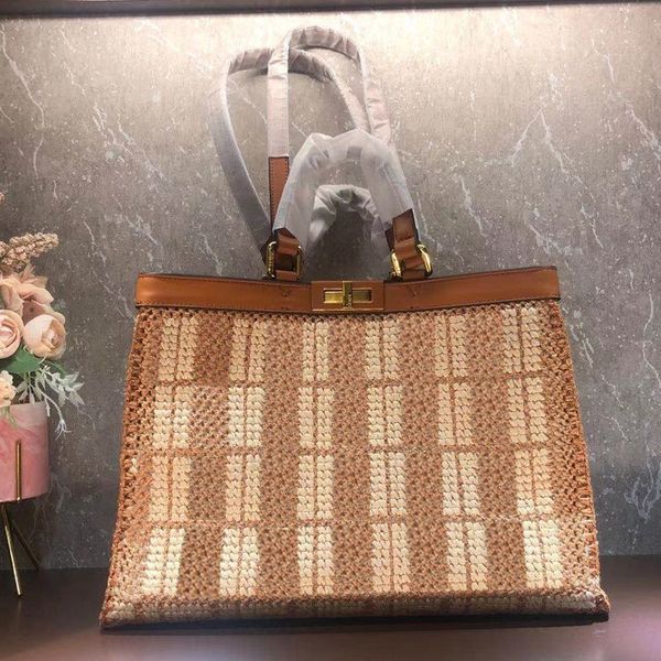 oversize handbag bag shopping bag women bag lafite material f embroidery pattern letter classic twist lock high-capacitytioo
oversize handbag bag shopping bag women bag lafite material f embroidery pattern letter classic twist lock high-capacitytioo