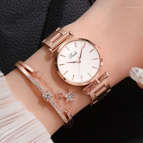 women watches 2021 luxury diamond rose gold ladies wrist magnetic bracelet watch for female clock relogio feminino wristwatches, Slivery;brown
women watches 2021 luxury diamond rose gold ladies wrist magnetic bracelet watch for female clock relogio feminino wristwatches, Slivery;brown