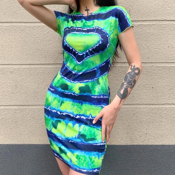 casual dresses women summer dress 2021 tie dye o-neck short sleeve bodycon heart printed slim elastic party vestidos, Black;gray
casual dresses women summer dress 2021 tie dye o-neck short sleeve bodycon heart printed slim elastic party vestidos, Black;gray