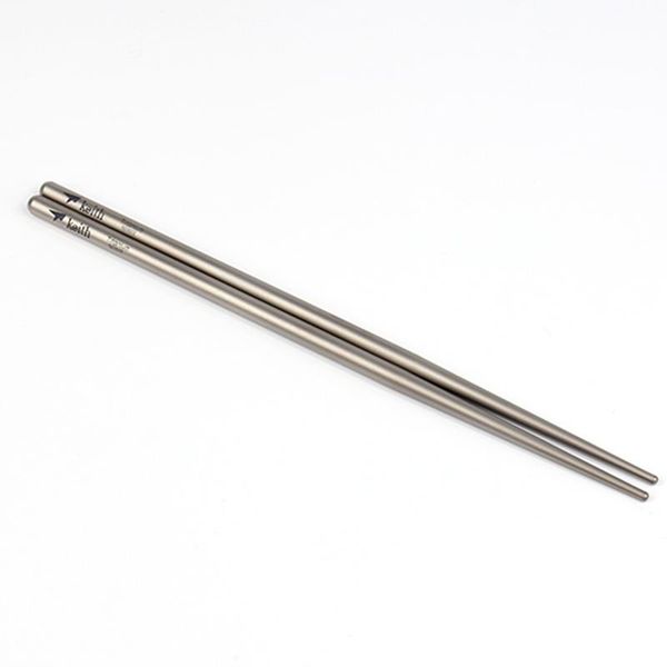 chopsticks 1pairs titanium set chinese metal bacteriostatic chopstick kit reusable sushi sticks kitchen tools
chopsticks 1pairs titanium set chinese metal bacteriostatic chopstick kit reusable sushi sticks kitchen tools