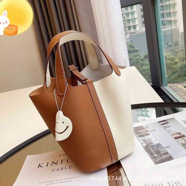 high-quality s 2021 new family head leather litchi grain vegetable basket women's portable cross bucket bag wedding bag
high-quality s 2021 new family head leather litchi grain vegetable basket women's portable cross bucket bag wedding bag
