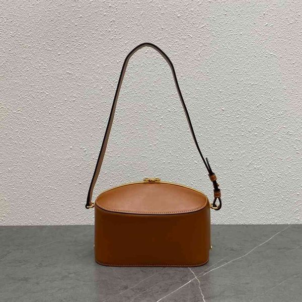 70% factory store bag female 2021 autumn and winter arc de small lunch portable underarm makeup middle ancient box bag
70% factory store bag female 2021 autumn and winter arc de small lunch portable underarm makeup middle ancient box bag