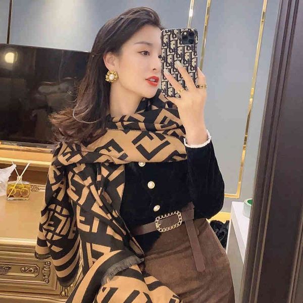 70% off design 2021 new korean version net red double women's autumn and imitation cashmere versatile scarf dual-purpose shawl, Blue;gray
70% off design 2021 new korean version net red double women's autumn and imitation cashmere versatile scarf dual-purpose shawl, Blue;gray