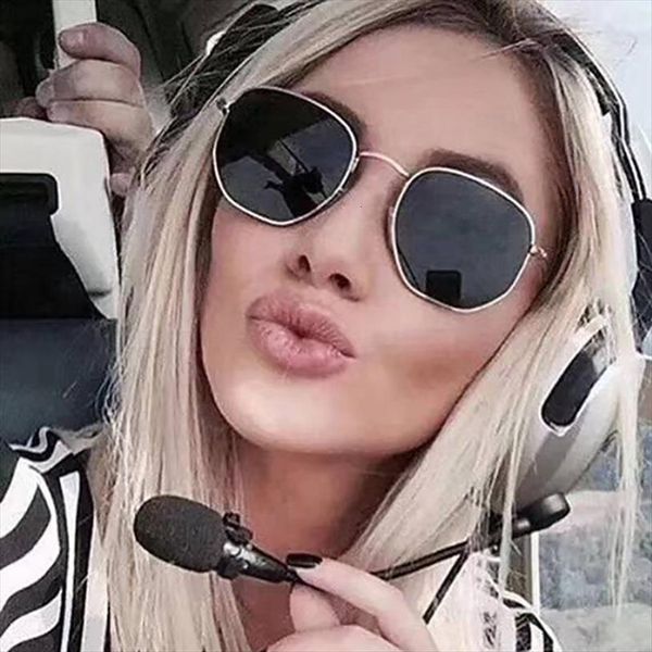 fashion polygon sunglasses women man brand designer female candy color alloy mirror street beat oculos de sol, White;black
fashion polygon sunglasses women man brand designer female candy color alloy mirror street beat oculos de sol, White;black