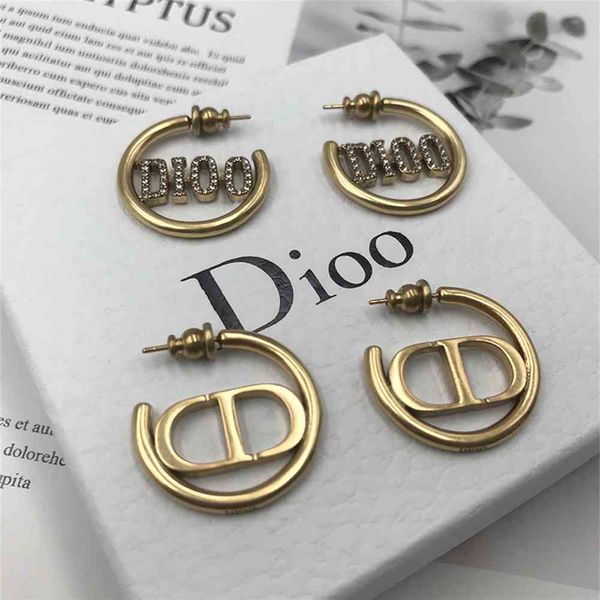 2021 luxury designer jewelry wang red ins classic big earrings female letter diamond style earrings, Golden;silver
2021 luxury designer jewelry wang red ins classic big earrings female letter diamond style earrings, Golden;silver