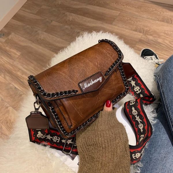 evening bags city women's shoulder bag party messenger metal chain magnetic buckle handbag 2021
evening bags city women's shoulder bag party messenger metal chain magnetic buckle handbag 2021