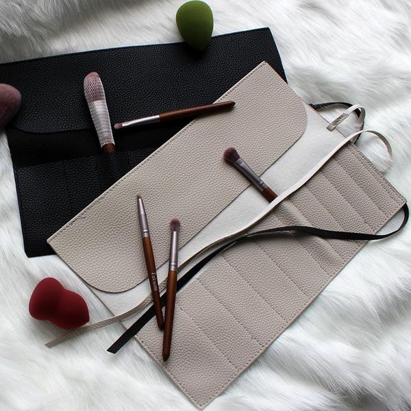 eyelash curler cosmetic bag makeup brushes case portable for brush travel organizer rolling pouch holder professional beauty tool
eyelash curler cosmetic bag makeup brushes case portable for brush travel organizer rolling pouch holder professional beauty tool