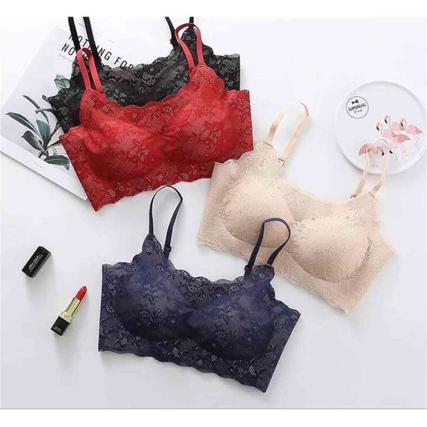 2021 new japanese comfortable lace sling sleeping underwear women gather a thin sports traceless bra, Red;black
2021 new japanese comfortable lace sling sleeping underwear women gather a thin sports traceless bra, Red;black