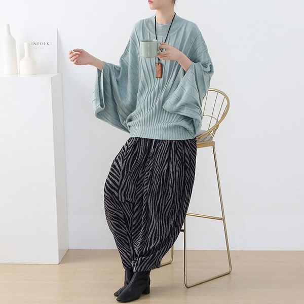 women's sweaters korean fashion 2021 autumn loose long sleeved harajuku oversized sweater women jumper, White;black
women's sweaters korean fashion 2021 autumn loose long sleeved harajuku oversized sweater women jumper, White;black