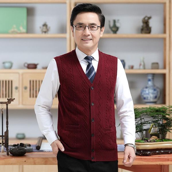 men's vests argyle cardigan vest 2021 autumn sleeveless wool sweaters male v-neck buttons up knitwear sweater, Black;white
men's vests argyle cardigan vest 2021 autumn sleeveless wool sweaters male v-neck buttons up knitwear sweater, Black;white