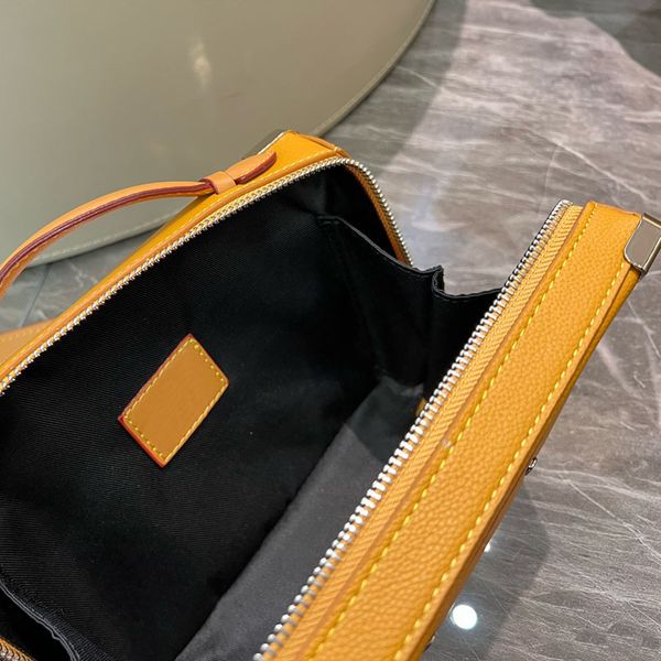 2022new arrival women shoulder bag classical messenger cross body bags lady handbag fashion totes box clutch wallet
2022new arrival women shoulder bag classical messenger cross body bags lady handbag fashion totes box clutch wallet
