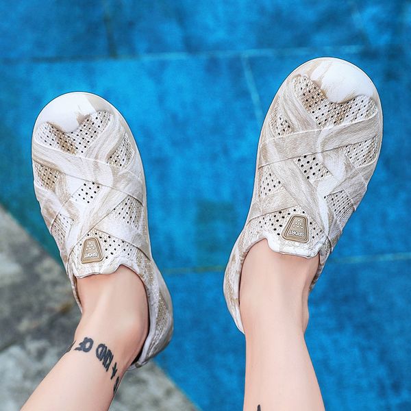 2021 slipper men shoes sandals women fashion flat slides flip flops paris summer beach leather slippers, Black
2021 slipper men shoes sandals women fashion flat slides flip flops paris summer beach leather slippers, Black