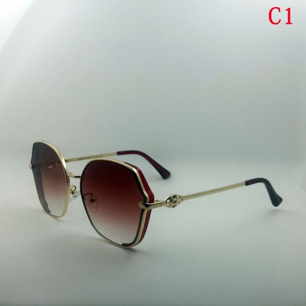 fashion elegant male half black frame retro man woman uv400 metallo blue occhiali da sole adumbral square goggle progettista wholesale, White;black
fashion elegant male half black frame retro man woman uv400 metallo blue occhiali da sole adumbral square goggle progettista wholesale, White;black