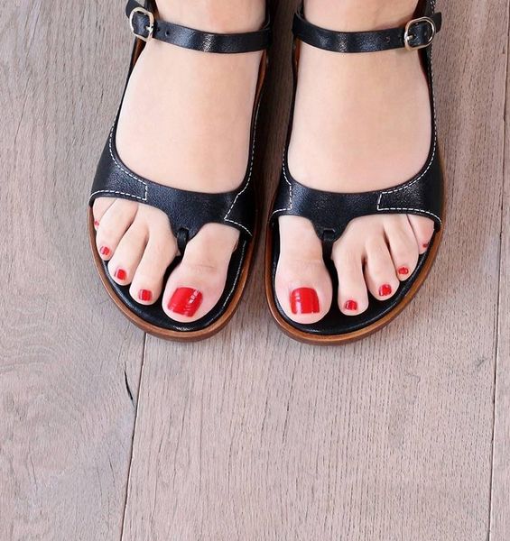 flat outdoor slippers sandals roman fashion low slope with women's shoes heel flip flop chaussures, Black
flat outdoor slippers sandals roman fashion low slope with women's shoes heel flip flop chaussures, Black