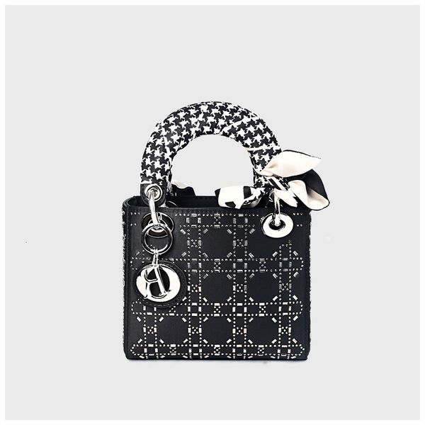 bag net red silk princess with diamond crystal three lattice portable shopping mini messenger small square for women
bag net red silk princess with diamond crystal three lattice portable shopping mini messenger small square for women