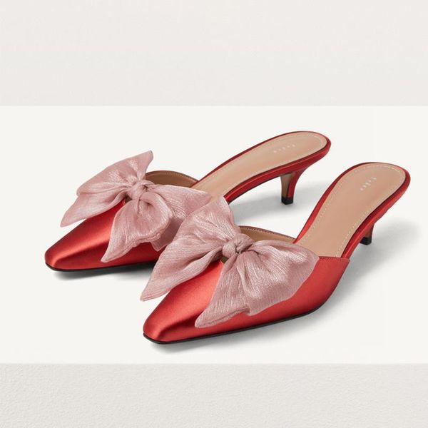 dress shoes same style 2021 summer sandal lady with bow decoration kitten women mules slippers sandals fow, Black
dress shoes same style 2021 summer sandal lady with bow decoration kitten women mules slippers sandals fow, Black