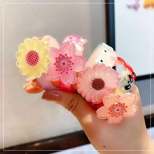 hand catenary korean version princess children's acrylic flower cartoon small bracelet fashion little girl hand decoration, Golden;silver
hand catenary korean version princess children's acrylic flower cartoon small bracelet fashion little girl hand decoration, Golden;silver