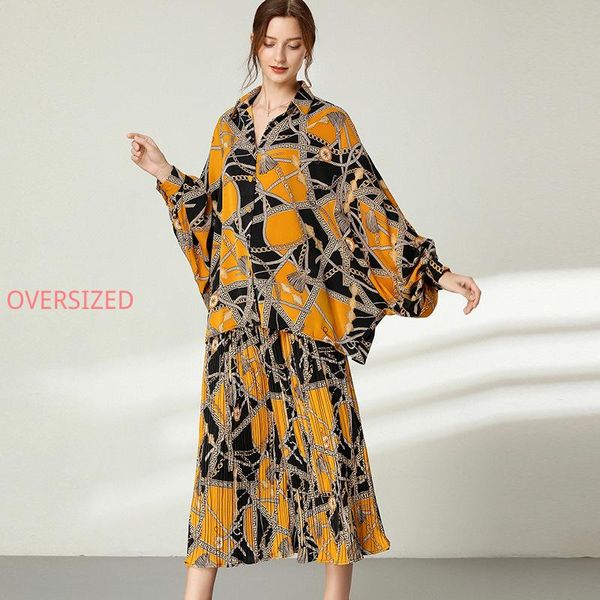 plus size women's two-piece suit spring and autumn style loose fashion printing shirt two piece pants, White
plus size women's two-piece suit spring and autumn style loose fashion printing shirt two piece pants, White