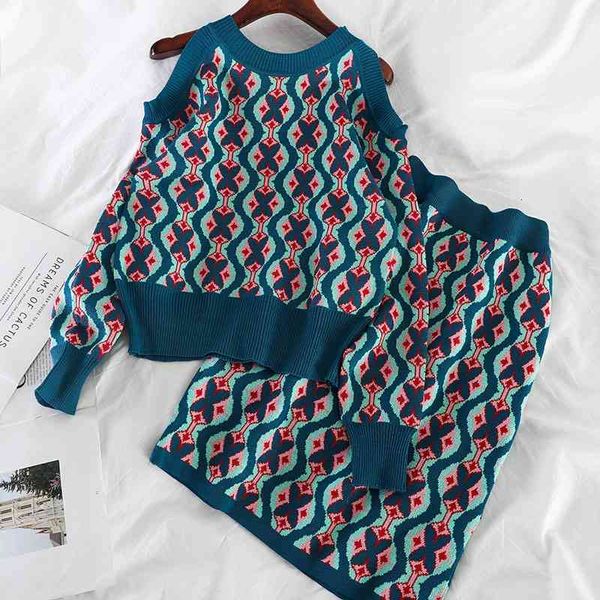 two piece dress l067 net red ins hong kong flavor temperament careful machine off-shoulder sweater printing bag hip skirt two-piec, White
two piece dress l067 net red ins hong kong flavor temperament careful machine off-shoulder sweater printing bag hip skirt two-piec, White