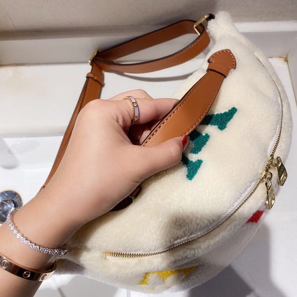 women designers bag fashion handbags composite female cashmere crossbody multifunction handbag tote shoulder vintage underarm bags 05
women designers bag fashion handbags composite female cashmere crossbody multifunction handbag tote shoulder vintage underarm bags 05