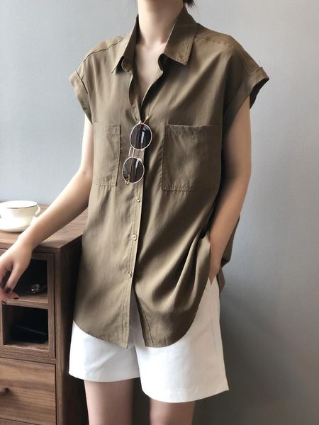 women's blouses & shirts 2021 summer women shirt office fashion ol style leisure loose straight lapel sleeveless white top
women's blouses & shirts 2021 summer women shirt office fashion ol style leisure loose straight lapel sleeveless white top