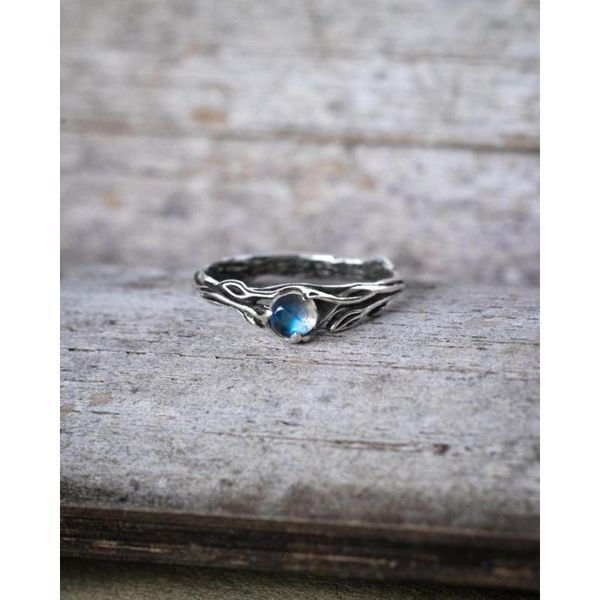 cluster rings original design z open adjustable ring branch winding retro blue light charm ladies brand silver jewelry, Golden;silver
cluster rings original design z open adjustable ring branch winding retro blue light charm ladies brand silver jewelry, Golden;silver