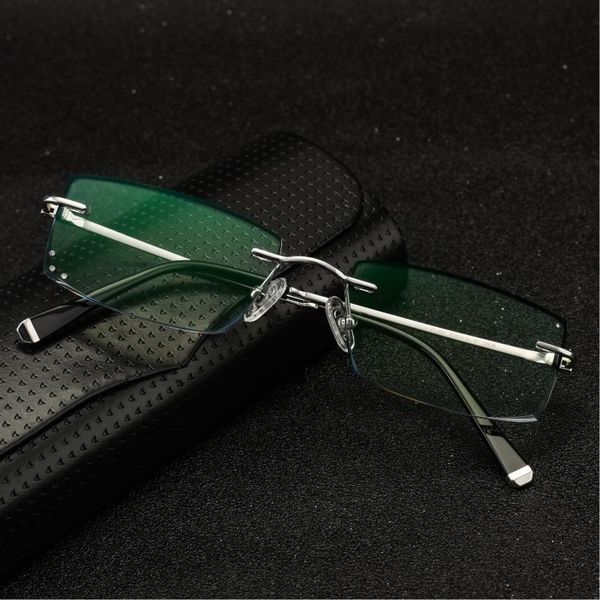 fashion sunglasses frames blu-ray-proof men's commercial pure titanium diamond trimmed glasses, Black
fashion sunglasses frames blu-ray-proof men's commercial pure titanium diamond trimmed glasses, Black