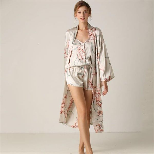 3 pieces pajamas sets women sleepwear spring summer pajama kimono robe shorts suit female pijama mujer, Black;red
3 pieces pajamas sets women sleepwear spring summer pajama kimono robe shorts suit female pijama mujer, Black;red