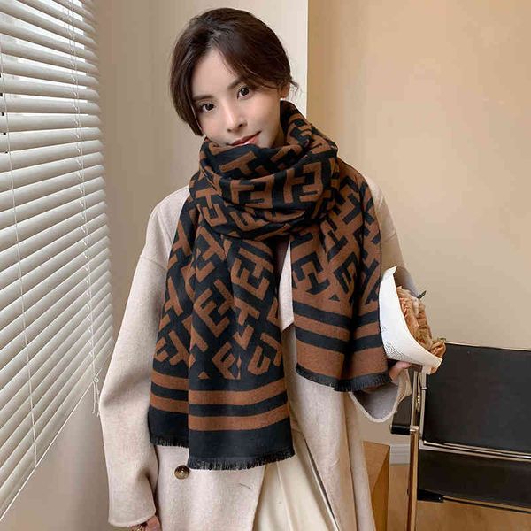 the new design imitation cashmere letter scarf for women in autumn winter warm and versatile long shawl korean student bib net red same styl, Blue;gray
the new design imitation cashmere letter scarf for women in autumn winter warm and versatile long shawl korean student bib net red same styl, Blue;gray
