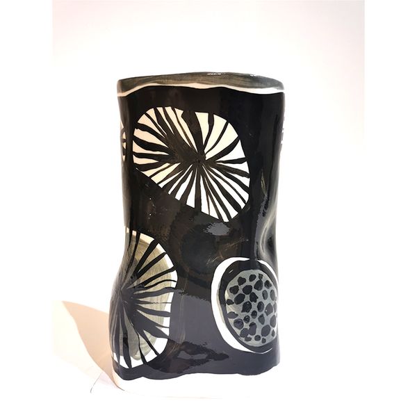 modern style art originality personality home furnishing a living room craft accessories ornaments
modern style art originality personality home furnishing a living room craft accessories ornaments