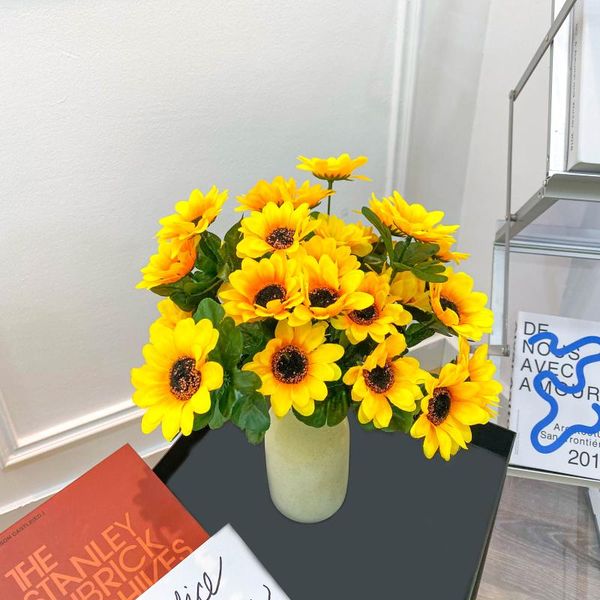 decorative flowers & wreaths 30cm hign 7 twigs heads artificial sunflower for wedding, party, home and partition decoration
decorative flowers & wreaths 30cm hign 7 twigs heads artificial sunflower for wedding, party, home and partition decoration