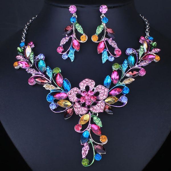 earrings & necklace super flash jewelry rhinestone pendant two-piece set middle east african bride wedding party, Silver
earrings & necklace super flash jewelry rhinestone pendant two-piece set middle east african bride wedding party, Silver
