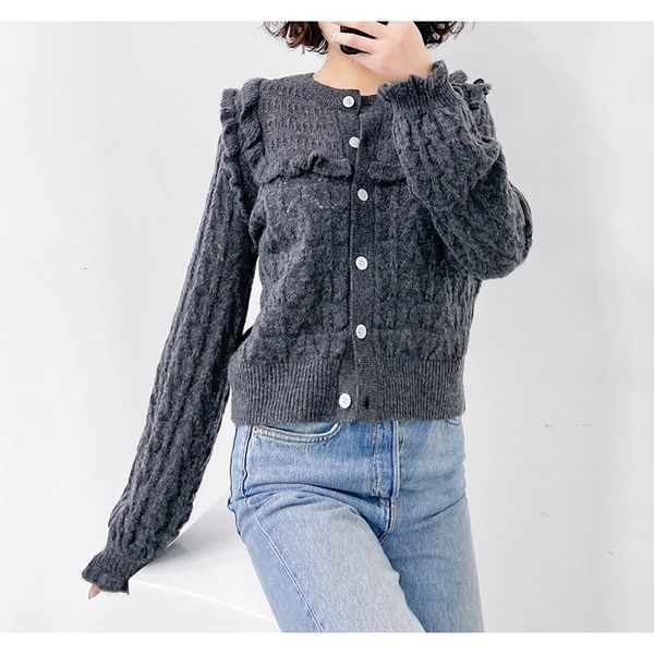 women's blouses & shirts doll neck sweater, wool lotus sleeve loose woven flowers, winter, style, White
women's blouses & shirts doll neck sweater, wool lotus sleeve loose woven flowers, winter, style, White