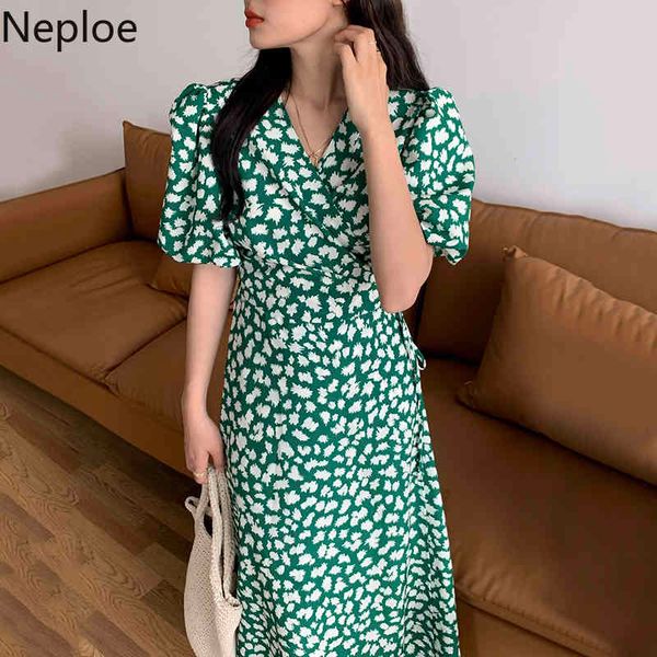 neploe vintage women dress summer print robe slim thin vestidos mujer korean lace-up puff sleeve temperament maxi dresses 210422, Black;gray
neploe vintage women dress summer print robe slim thin vestidos mujer korean lace-up puff sleeve temperament maxi dresses 210422, Black;gray