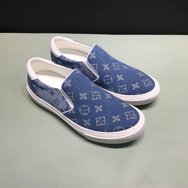 2021 shoes brand fashion women gold low cut leather flat men casual sneakers 36-44 tt, Red;white
2021 shoes brand fashion women gold low cut leather flat men casual sneakers 36-44 tt, Red;white