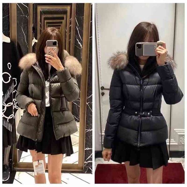 ms. m's slim waist, large wool collar pocket, long sleeved down jacket, hooded, warm and thickened jacket in winter, Black
ms. m's slim waist, large wool collar pocket, long sleeved down jacket, hooded, warm and thickened jacket in winter, Black