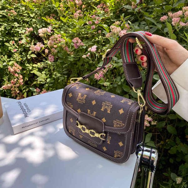 this year's popular lattice small square bag, women's summer new chain single shoulder messenger bag purse outlet
this year's popular lattice small square bag, women's summer new chain single shoulder messenger bag purse outlet