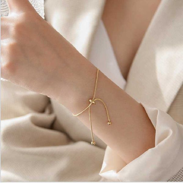 beaded, strands the same style of drawing can adjust design small crowd and old hand string is a girl's cold bracele, Black
beaded, strands the same style of drawing can adjust design small crowd and old hand string is a girl's cold bracele, Black
