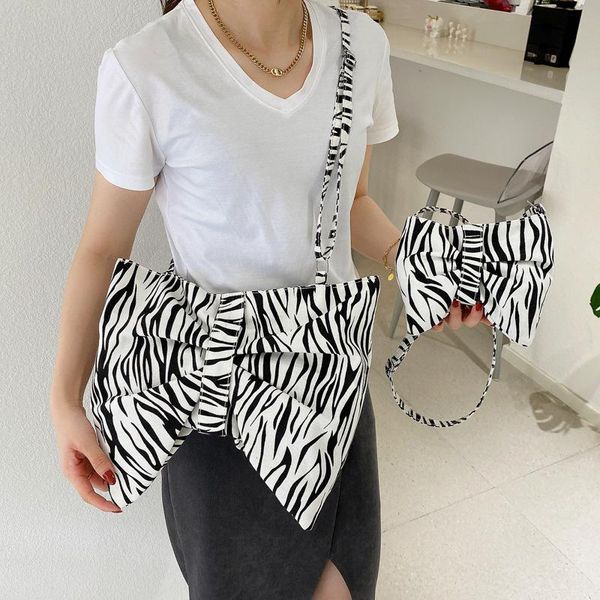 evening bags spring and summer fashion handbags korean ins western style bow canvas bag shoulder messenger crossbody for women
evening bags spring and summer fashion handbags korean ins western style bow canvas bag shoulder messenger crossbody for women