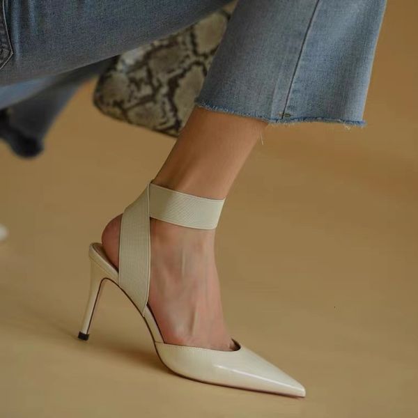 luxury dress shoes ruby wu 2021 spring and summer white high pointed strap single baotou thin heeled sandal's sho, Black
luxury dress shoes ruby wu 2021 spring and summer white high pointed strap single baotou thin heeled sandal's sho, Black