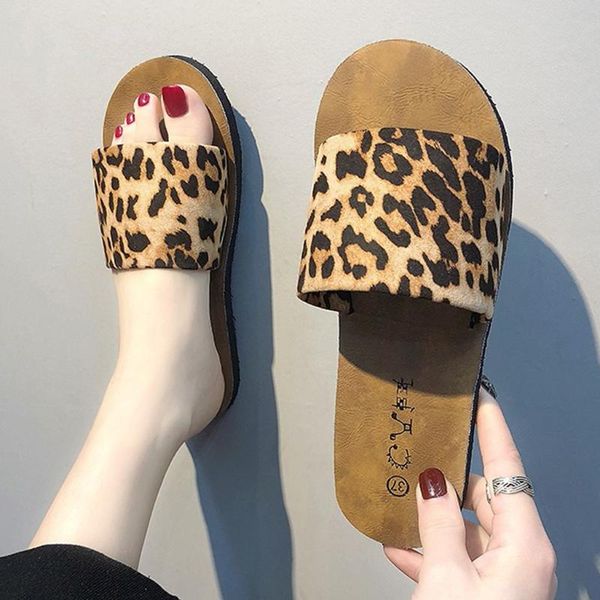 slippers leopard slides for women's 2021 summer vintage suede flat soft plush non-slip beach shoes indoor&outdoor, Black
slippers leopard slides for women's 2021 summer vintage suede flat soft plush non-slip beach shoes indoor&outdoor, Black
