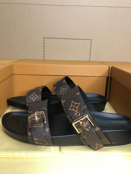 2021 women sandals slippers embroidery designers slides sandal floral brocade flip, Black
2021 women sandals slippers embroidery designers slides sandal floral brocade flip, Black